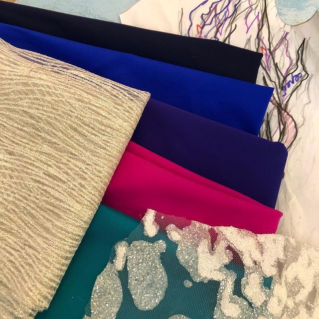   Figure Skating JSK227