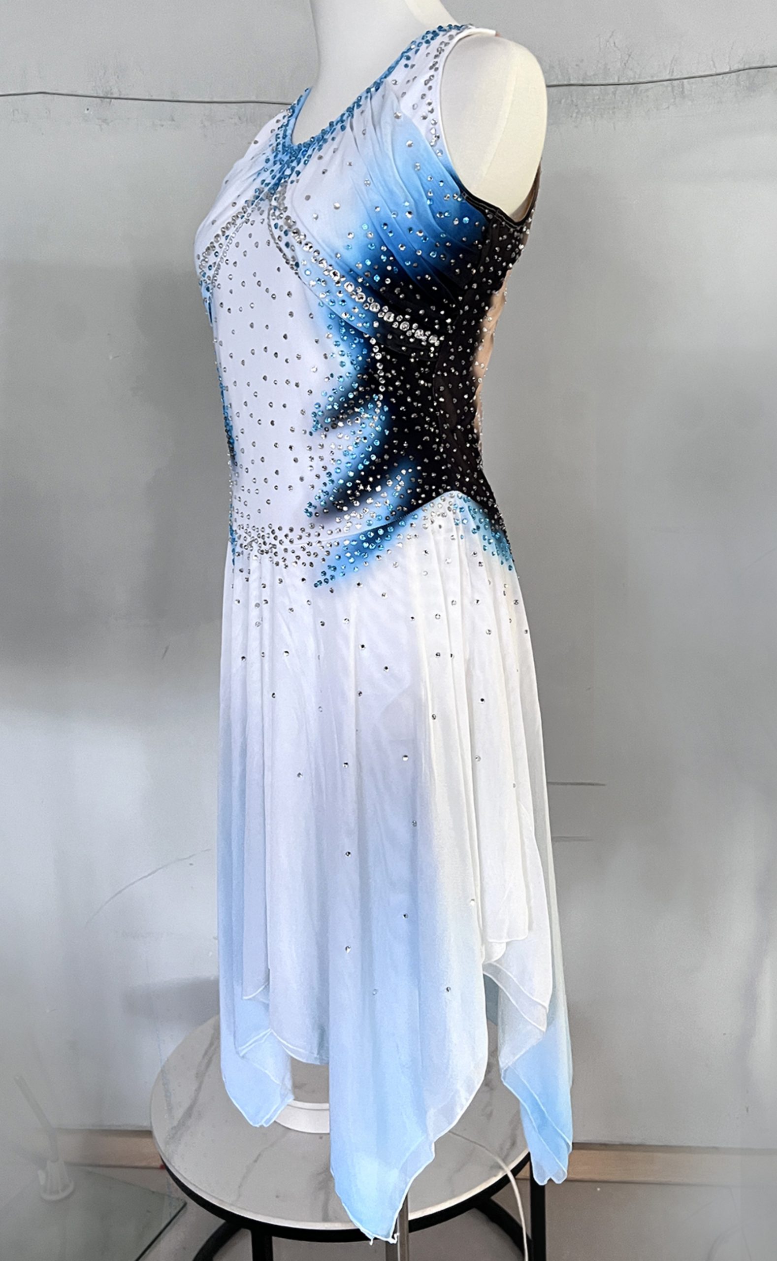   Figure Skating JSK225