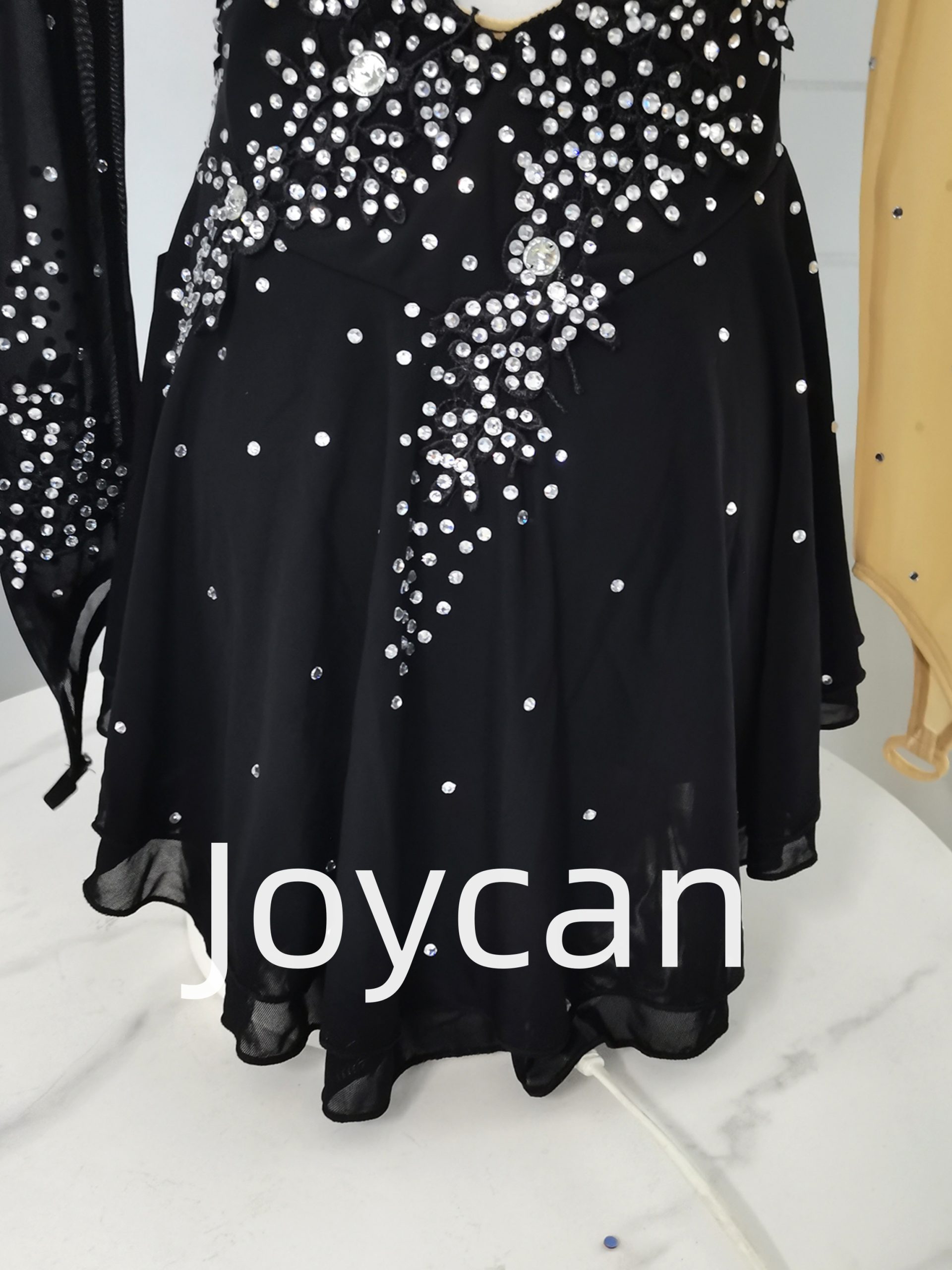   Figure Skating JSK215