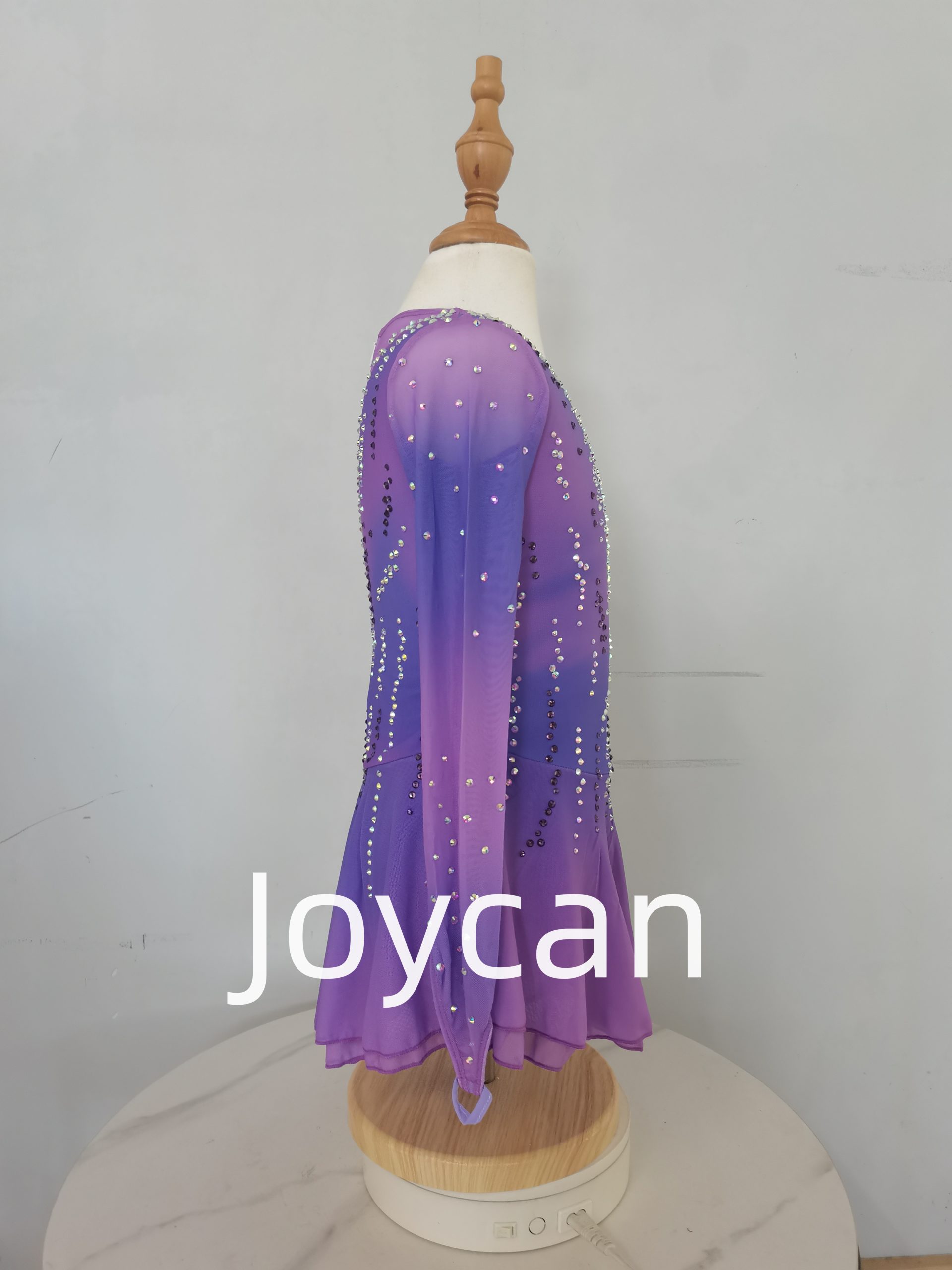   Figure Skating JSK209