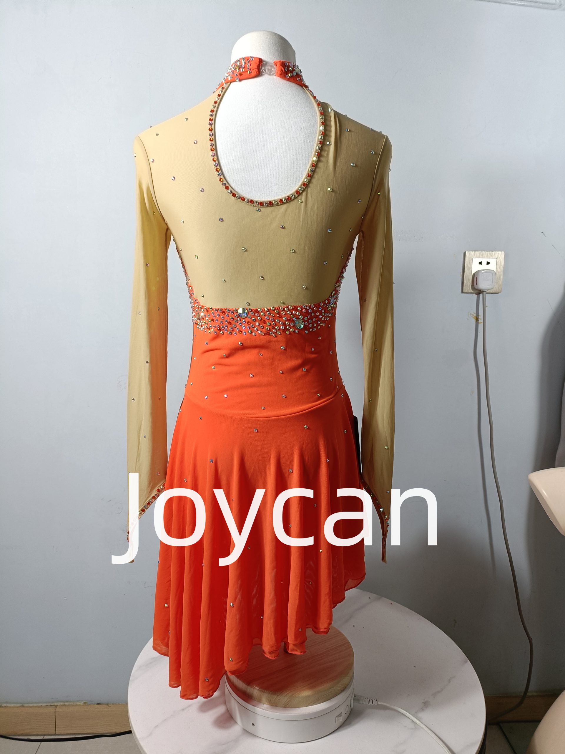   Figure Skating JSK224